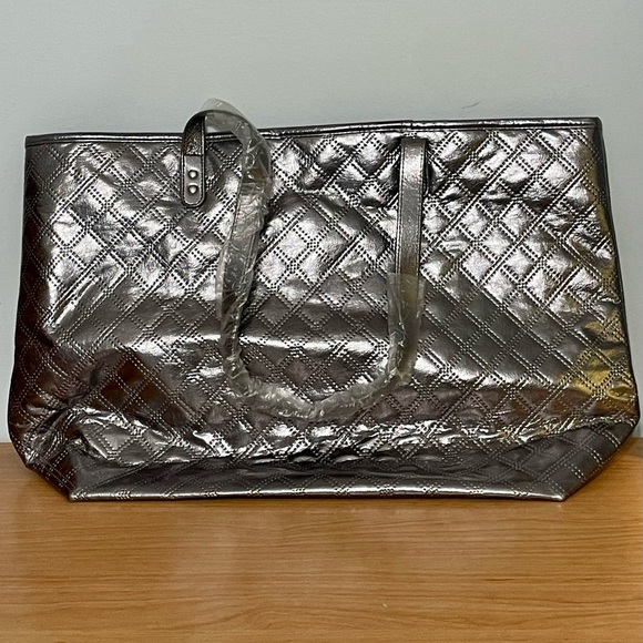Metallic Silver Shoulder Bag - Picture 3 of 4